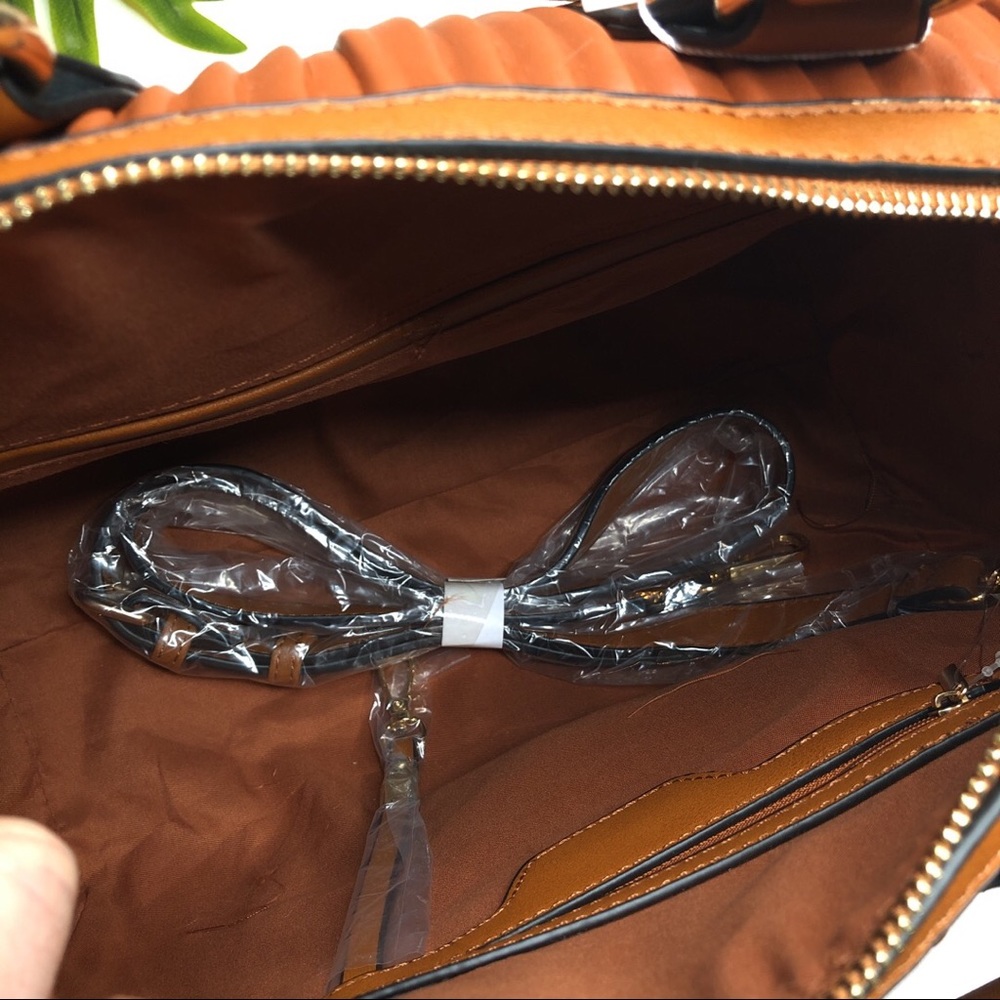 Vegan leather speedy handbag cognac brown fringe - Picture 7 of 8